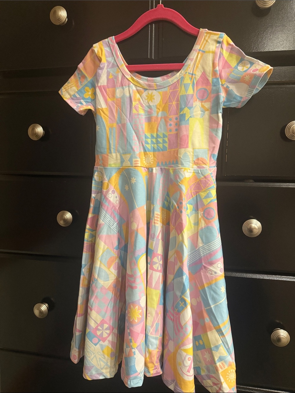 Wild rich kids / Disney / nwot